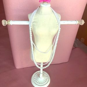 Multi layer pearl necklace